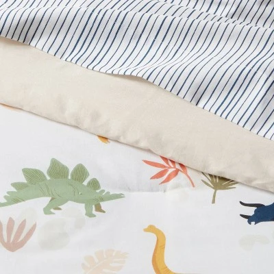 Dinosaur Kids' Bedding Set With Sheets - Pillowfort™ 3 Dinosaur Kids' Bedding Set With Sheets - Pillowfort™ - Image 3