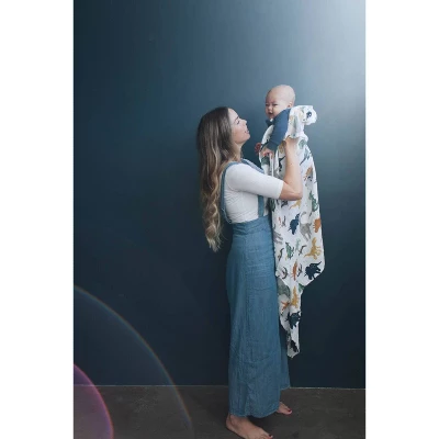 Little Unicorn Cotton Muslin Swaddle Blanket - 3pk 8 Little Unicorn Cotton Muslin Swaddle Blanket - 3pk - Image 8