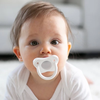 Dr. Brown's Dr. Brown's Anti-Colic Options+ Baby Bottle 0m+ Newborn Gift Set 7 Dr. Brown's Dr. Brown's Anti-Colic Options+ Baby Bottle 0m+ Newborn Gift Set - Image 7