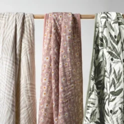 Babyletto Daisy Muslin Quilt -Roommates Nursery Outlet Store GUEST 96903a5d 558f 4488 9245 c93732688f3c