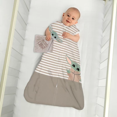 Lambs & Ivy Star Wars Mandalorian Baby Yoda Wearable Blanket/Lovey Gift Set 2pc 1 Lambs & Ivy Star Wars Mandalorian Baby Yoda Wearable Blanket/Lovey Gift Set 2pc