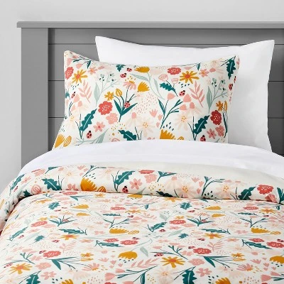 Garden Floral Kids' Duvet Cover - Pillowfort™ 3 Garden Floral Kids' Duvet Cover - Pillowfort™ - Image 3